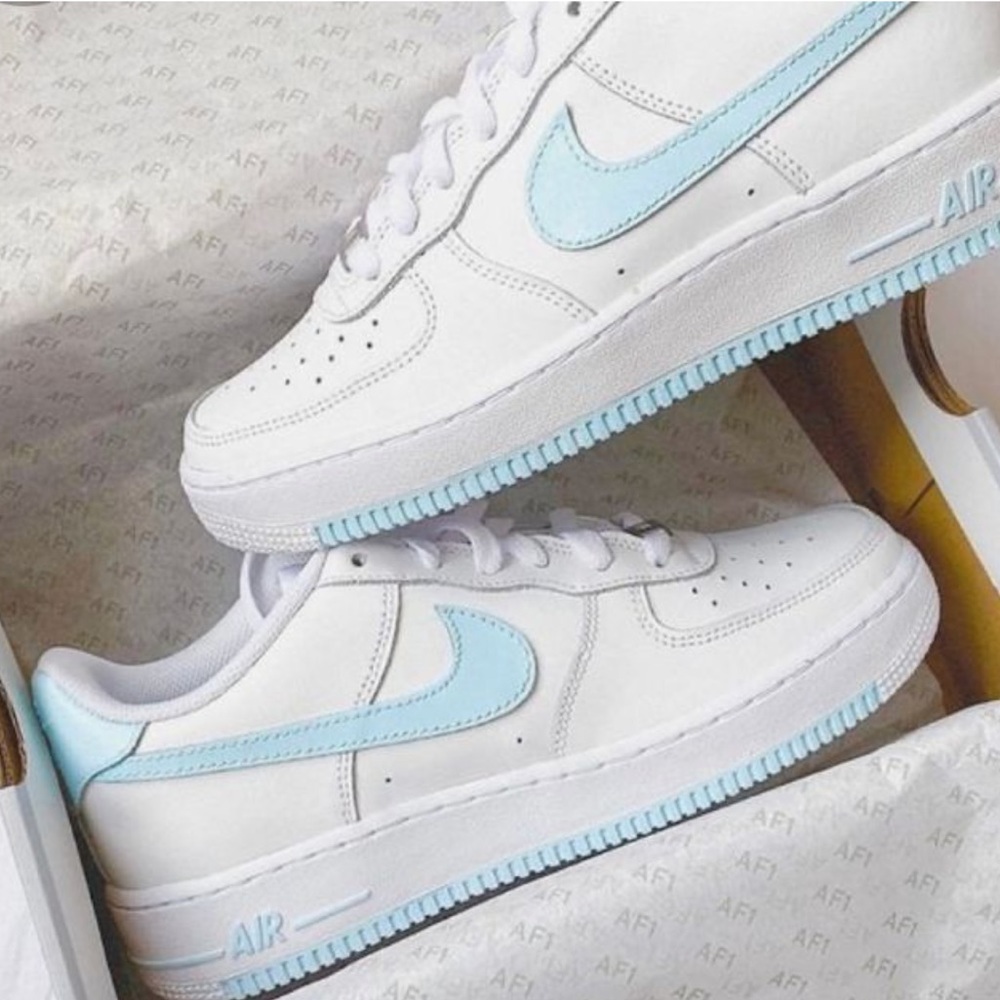 Nike Air Force 1